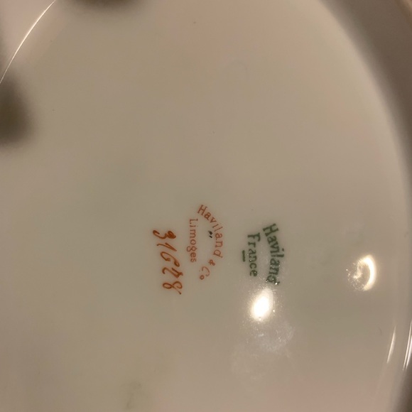 HAVILAND LIMOGE FRANCE SCHLEIGER GOLD DAUB ENCRUSTED VEGETABLE COVERED DISH - Picture 2 of 5